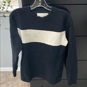 Crew neck sweater